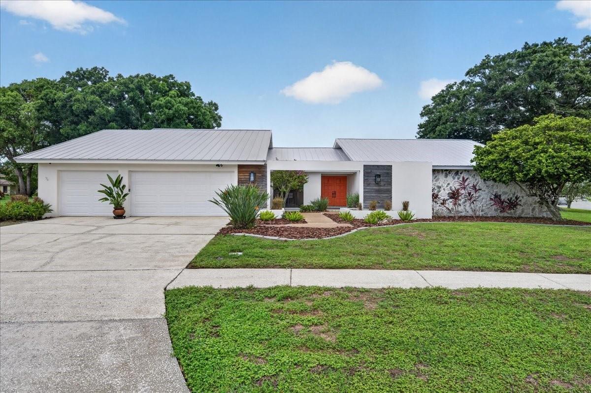 2862 Shady Oak CT photo 1