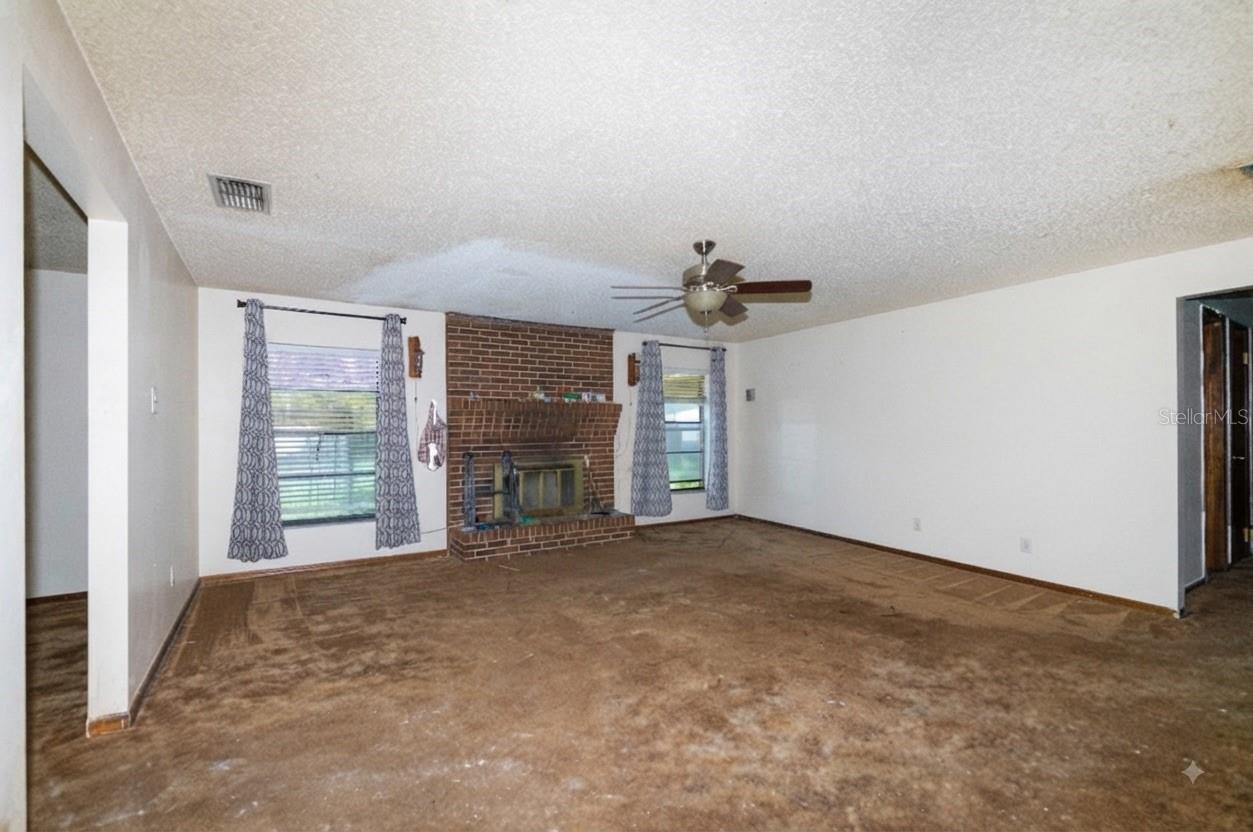 1723 Brangus Dr