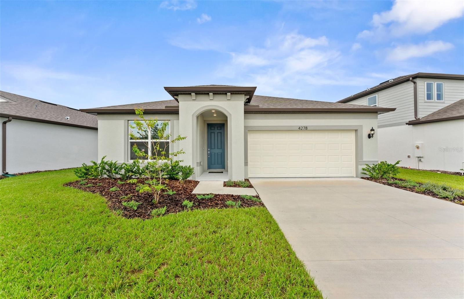 4278 Obsidian Dr photo 1