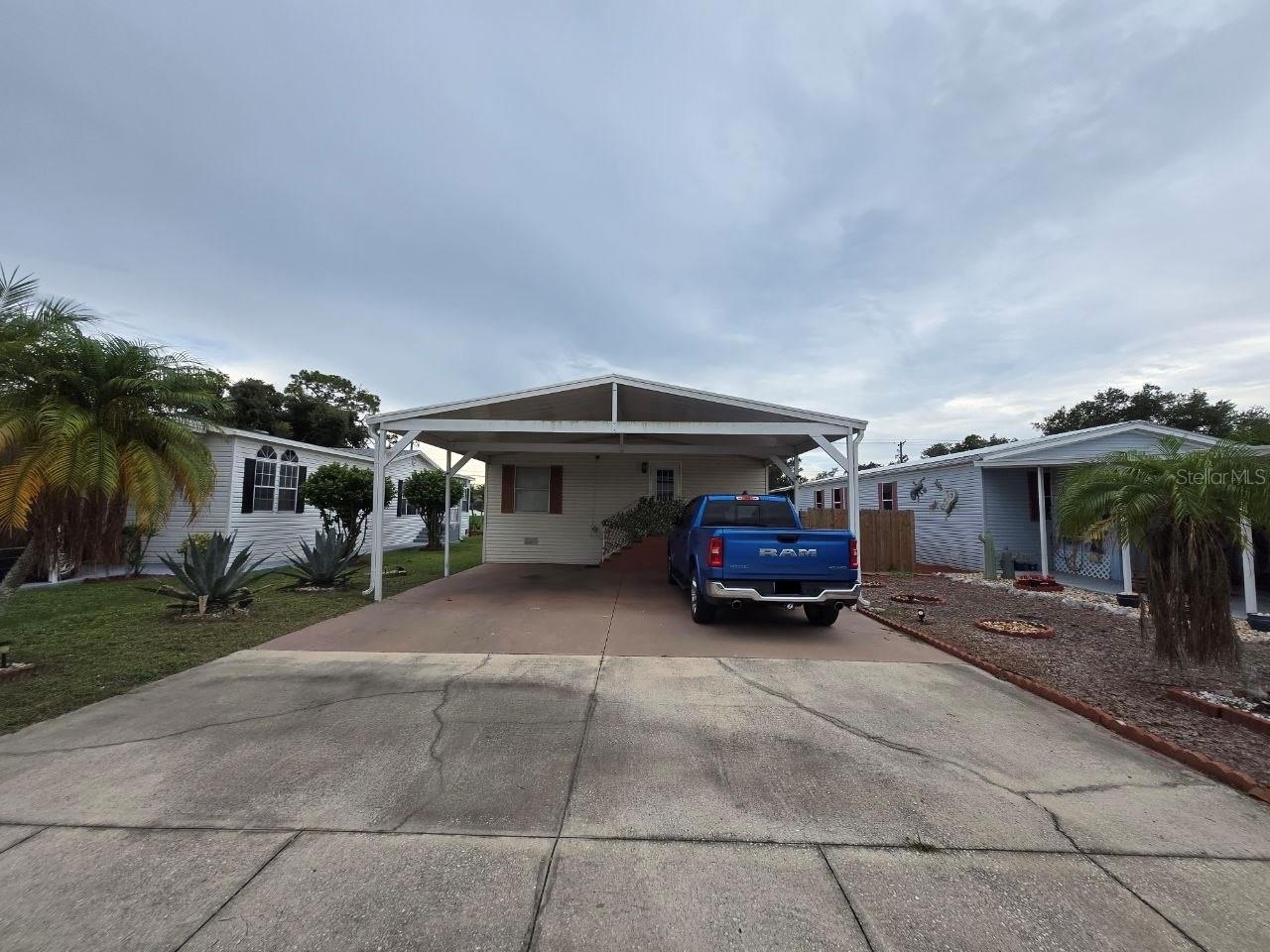 8323 Fantasia Park Way photo 1