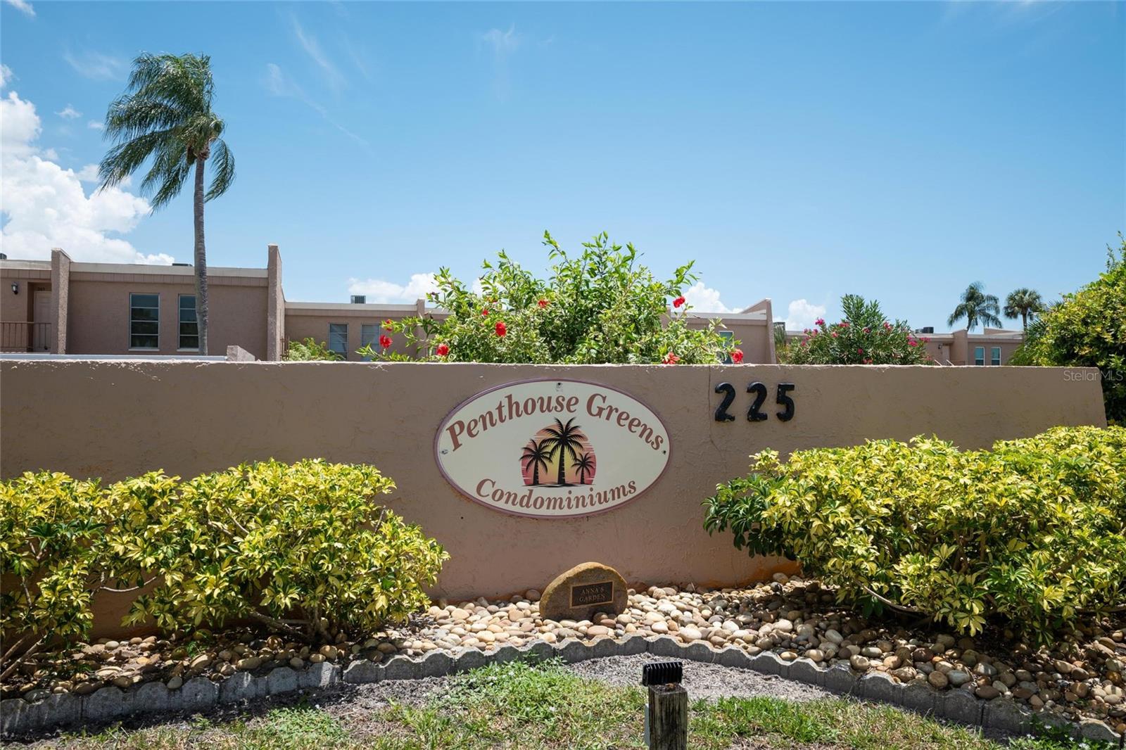 225 Country Club Dr #E343