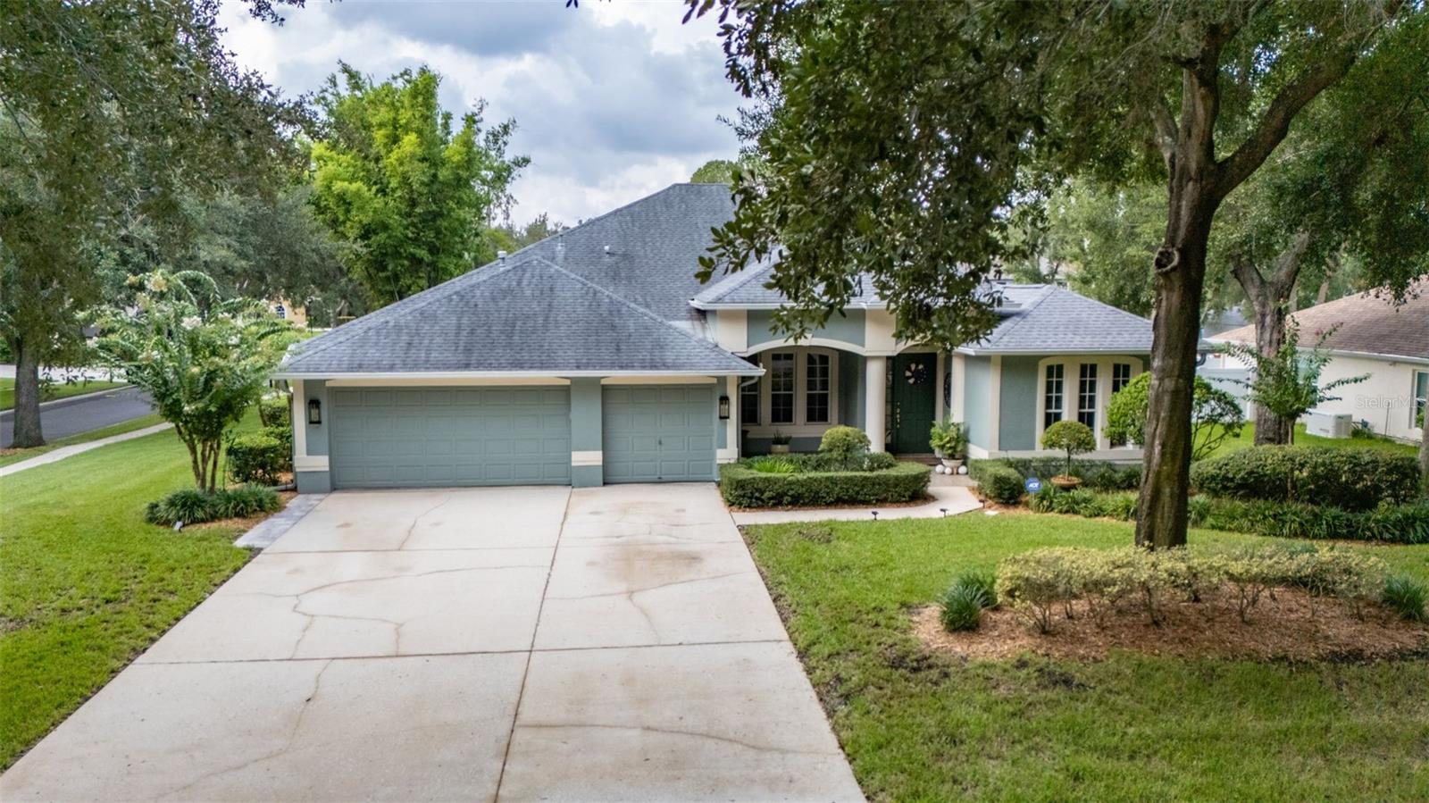 28 Camelot Ridge Dr photo 1