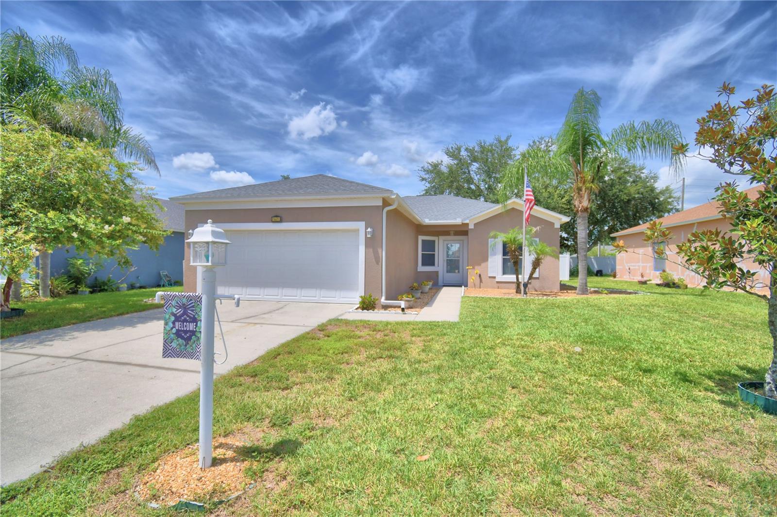 5621 Forest Ridge Dr photo 1