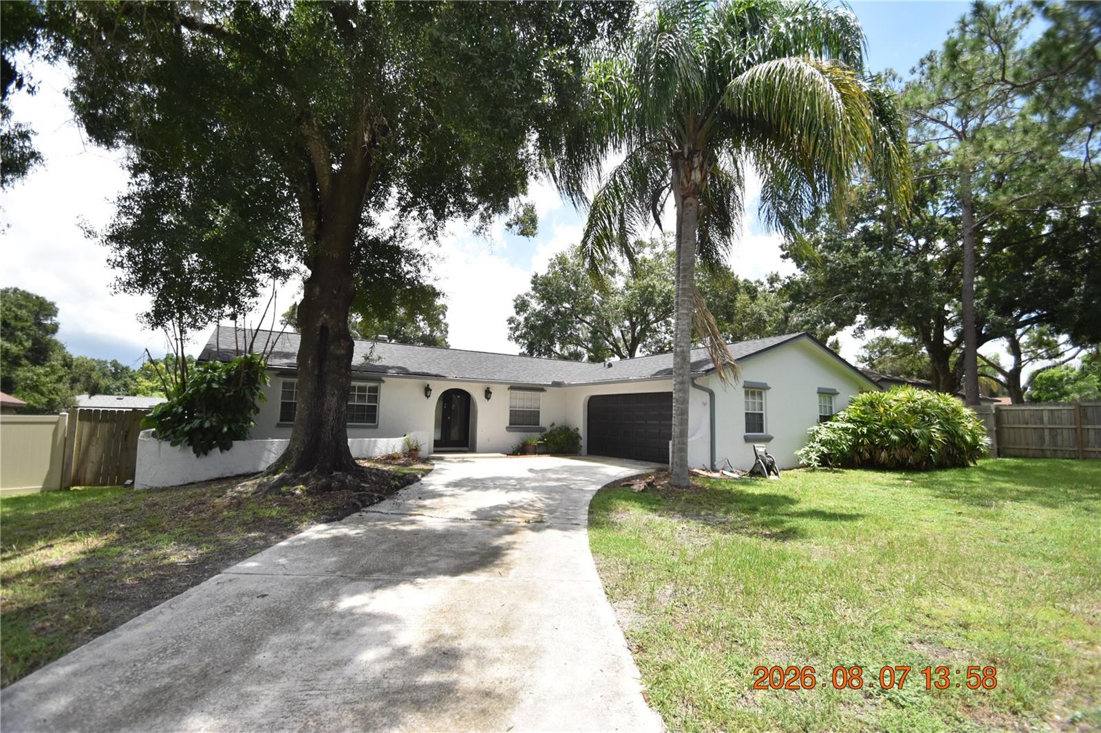 3827 Frostwood CT photo 1