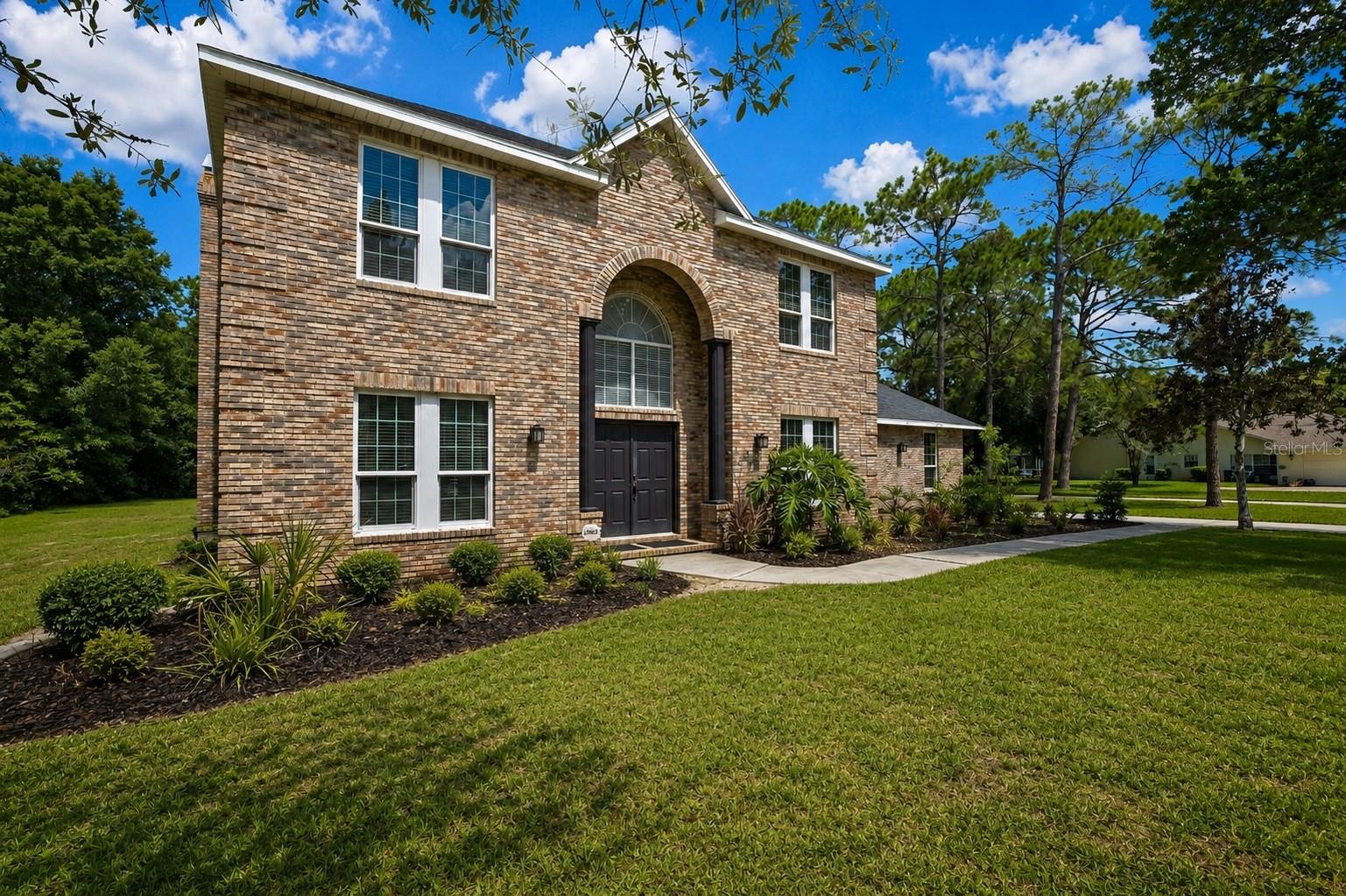 7377 Royal Oak Dr photo 1