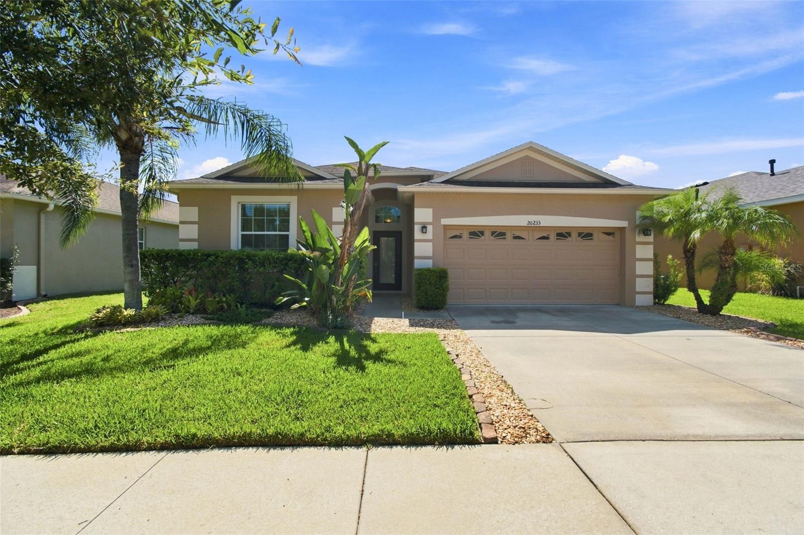 20233 Merry Oak Ave photo 1