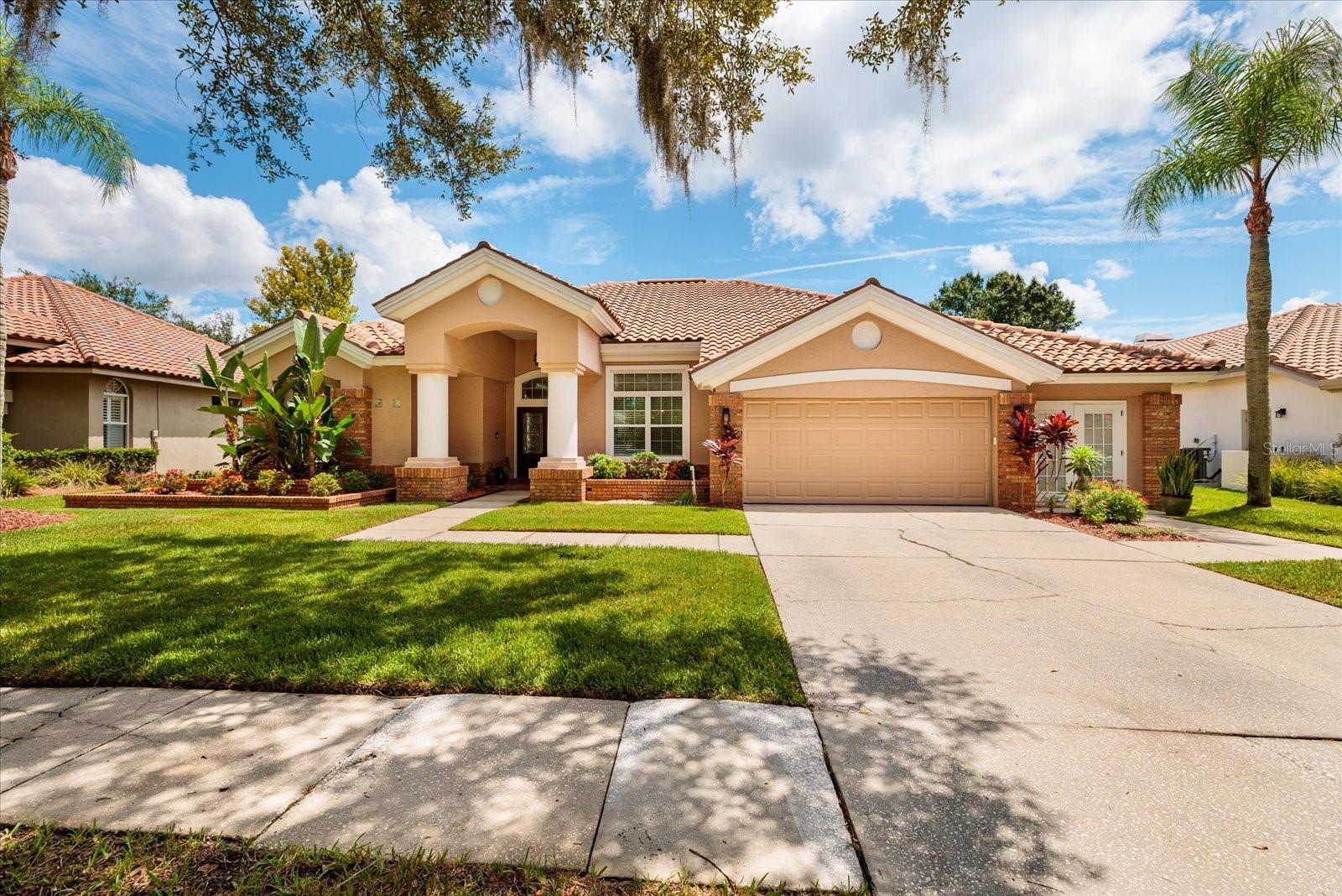 1723 Captiva Dr photo 1