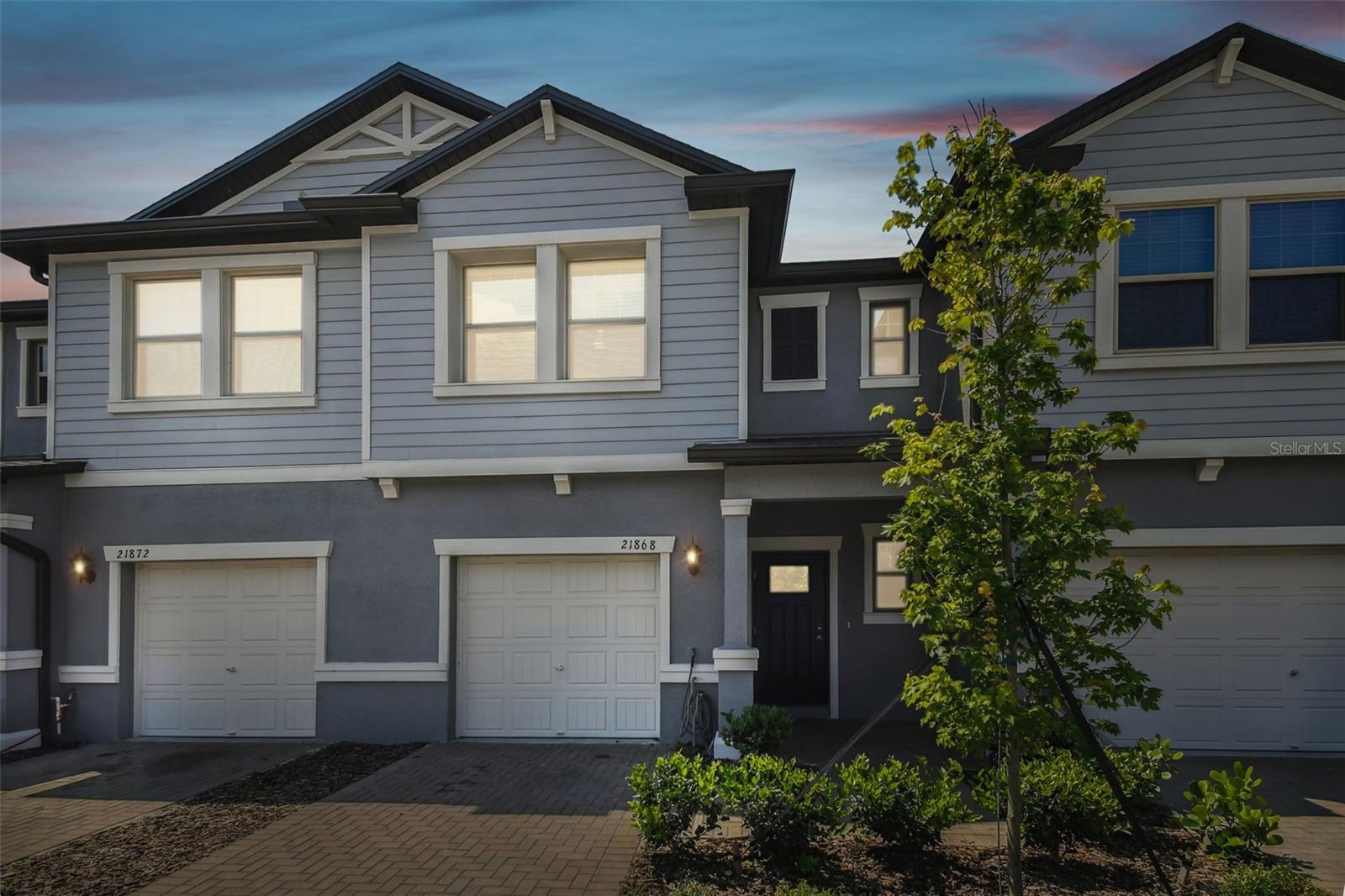 21868 Lyonia Ln photo 1