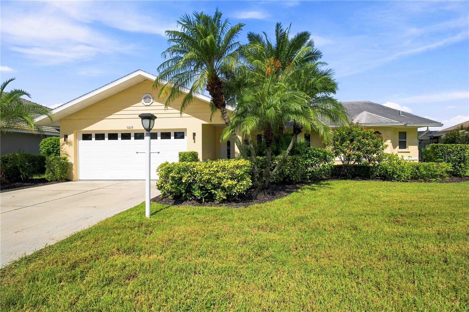 5833 Carriage Dr photo 1