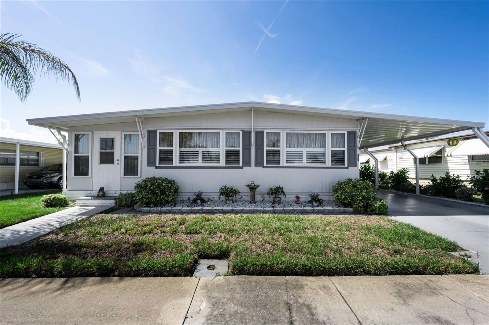 143 Melody Ln photo 1