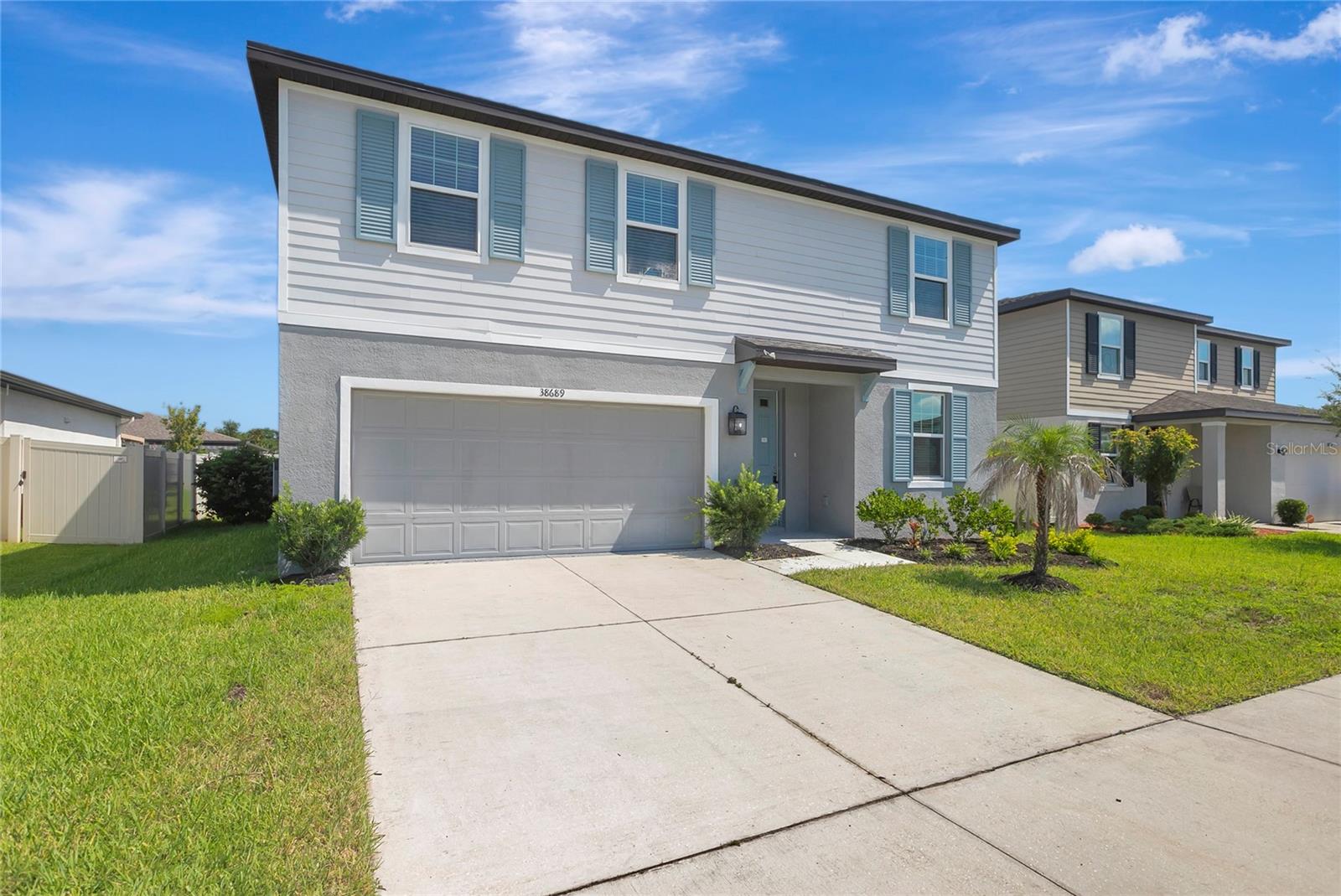 38689 Harlow Rose Dr photo 1