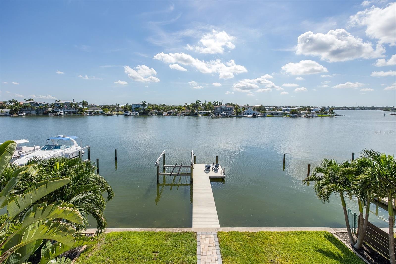 2501 Bay Blvd photo 1