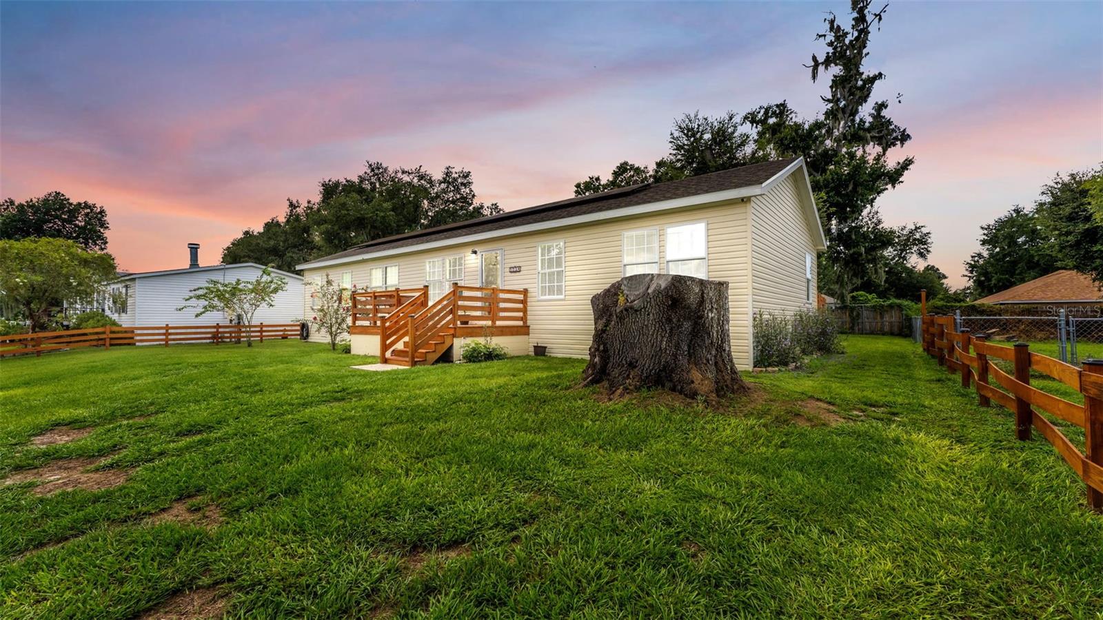 3734 Pioneer Trails Dr photo 1