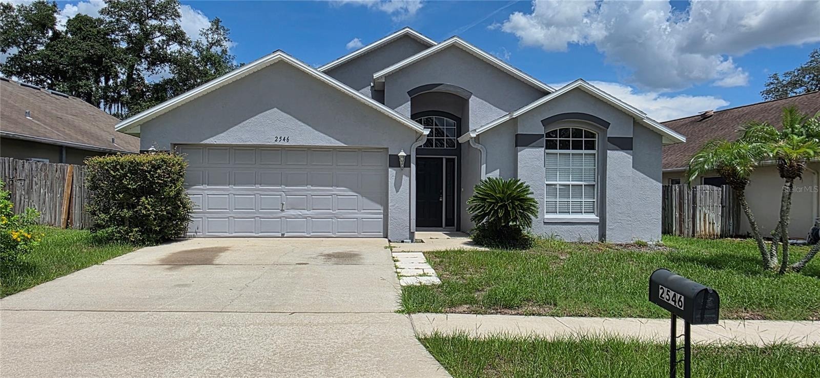 2546 Siena Way photo 1