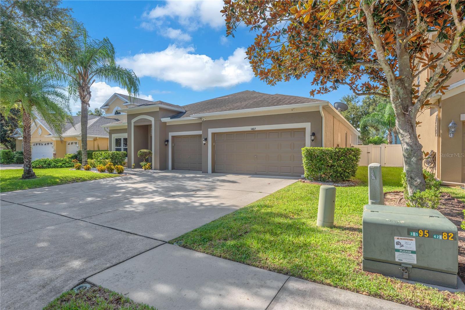 1407 Rushgrove Cir