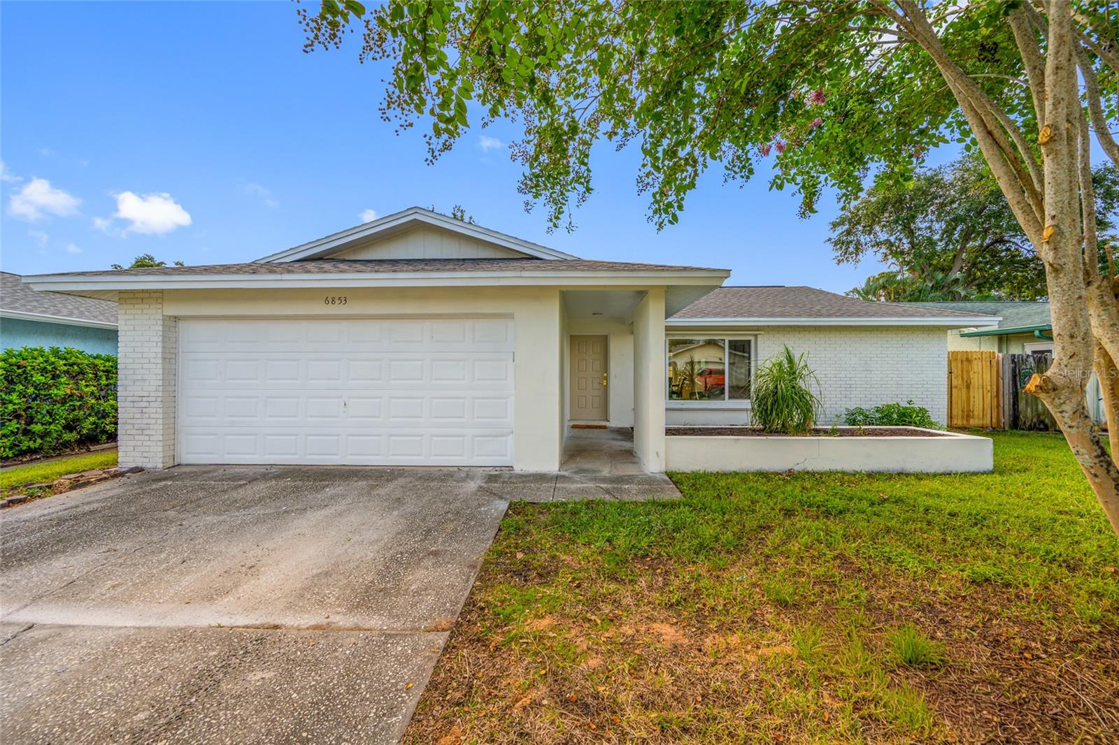 6853 Sandwater Trl N photo 1