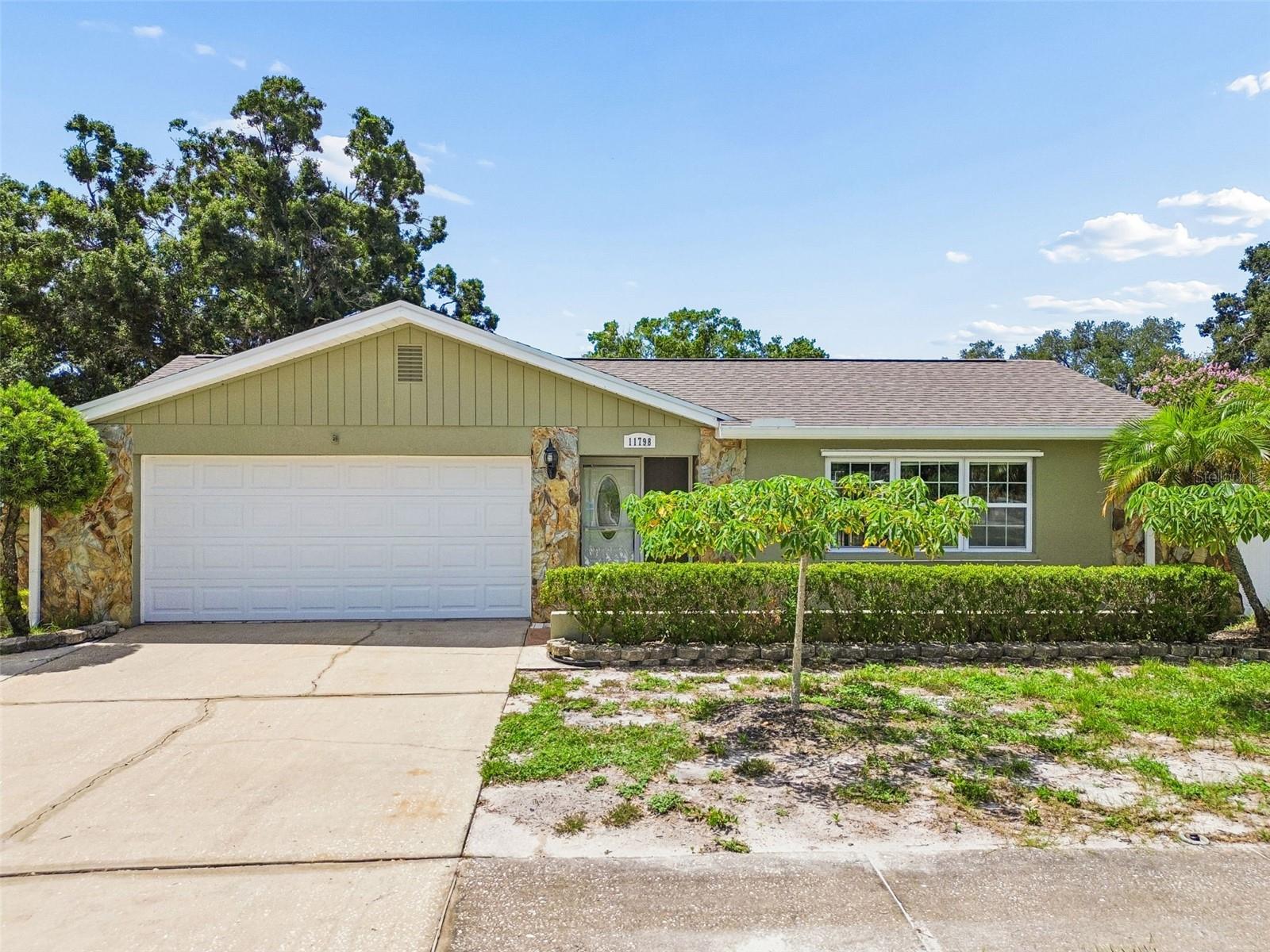 11798 David CT photo 1