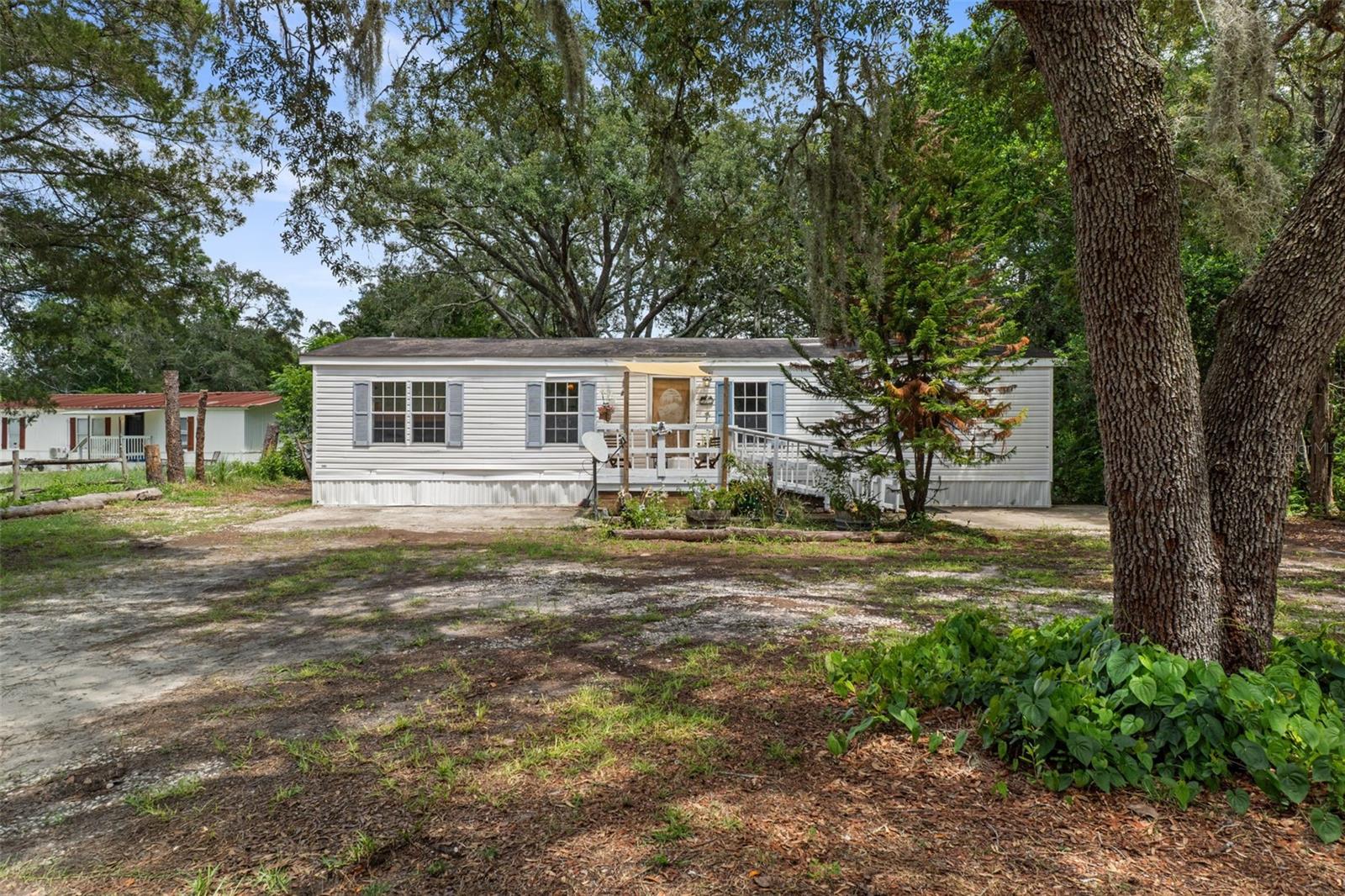 3322 Susan Dr photo 1