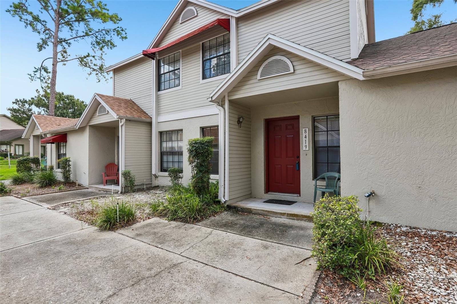 8419 Laurelon Pl