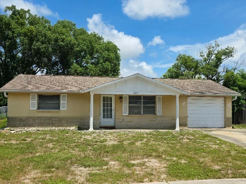 7639 Seashore Dr photo 1