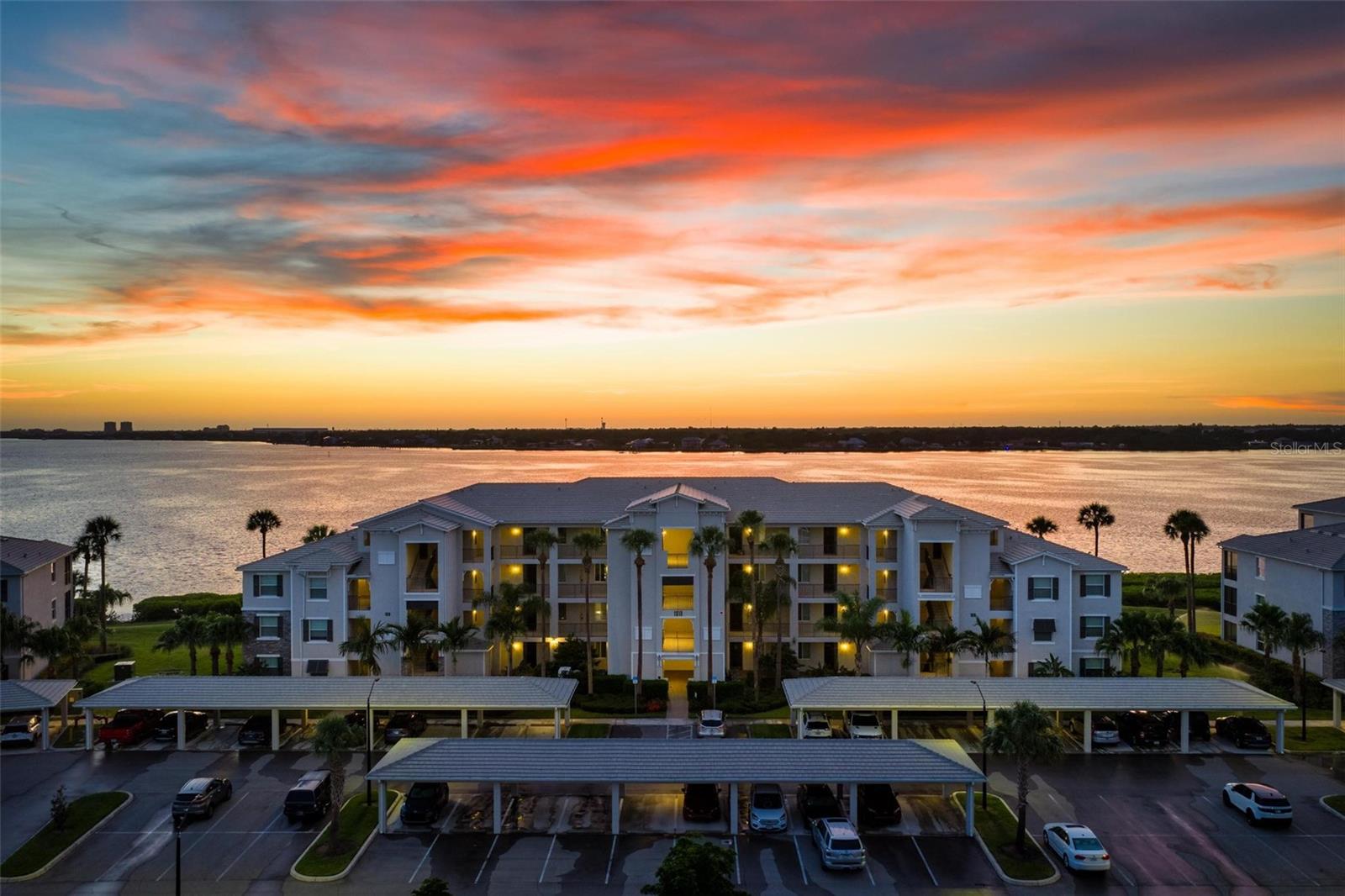 920 Tidewater Shores Loop #301 photo 1