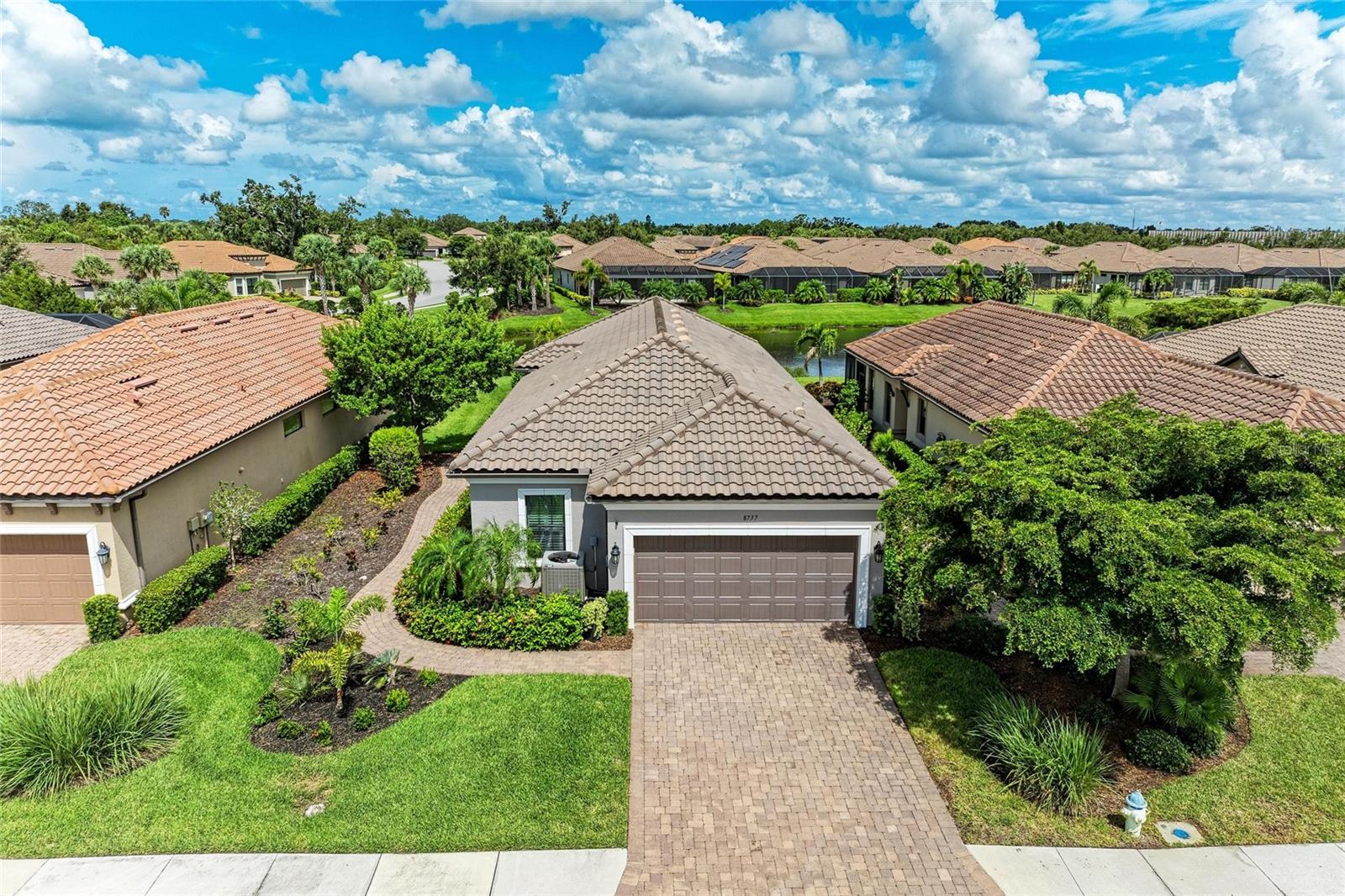8737 Bellussi Dr photo 1