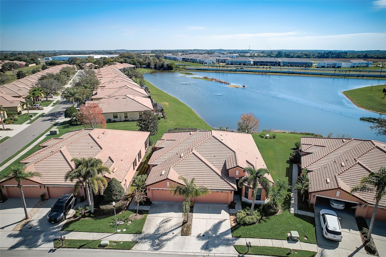 5673 Sunset Falls Dr photo 1
