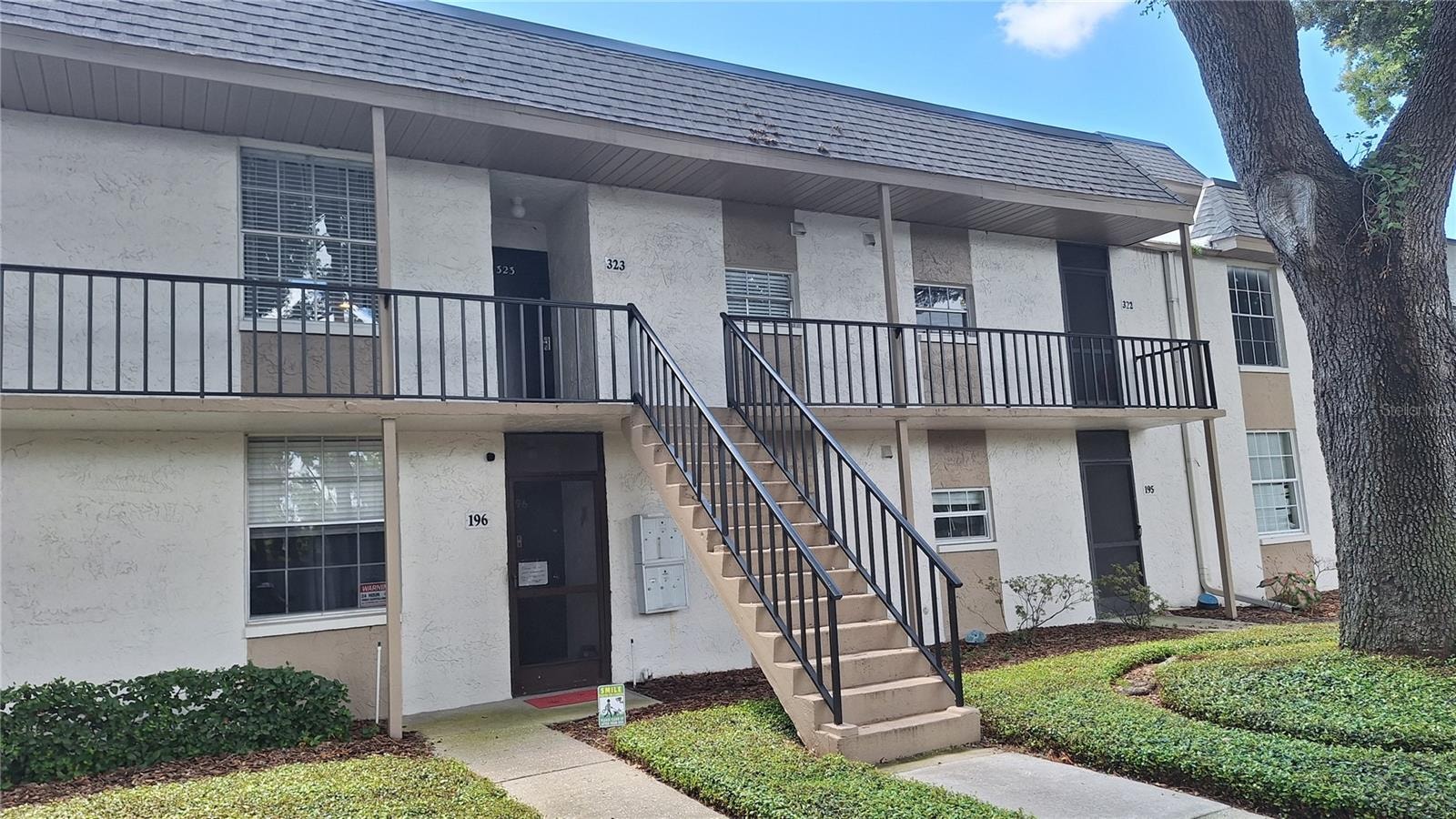 809 Russell Ln #323