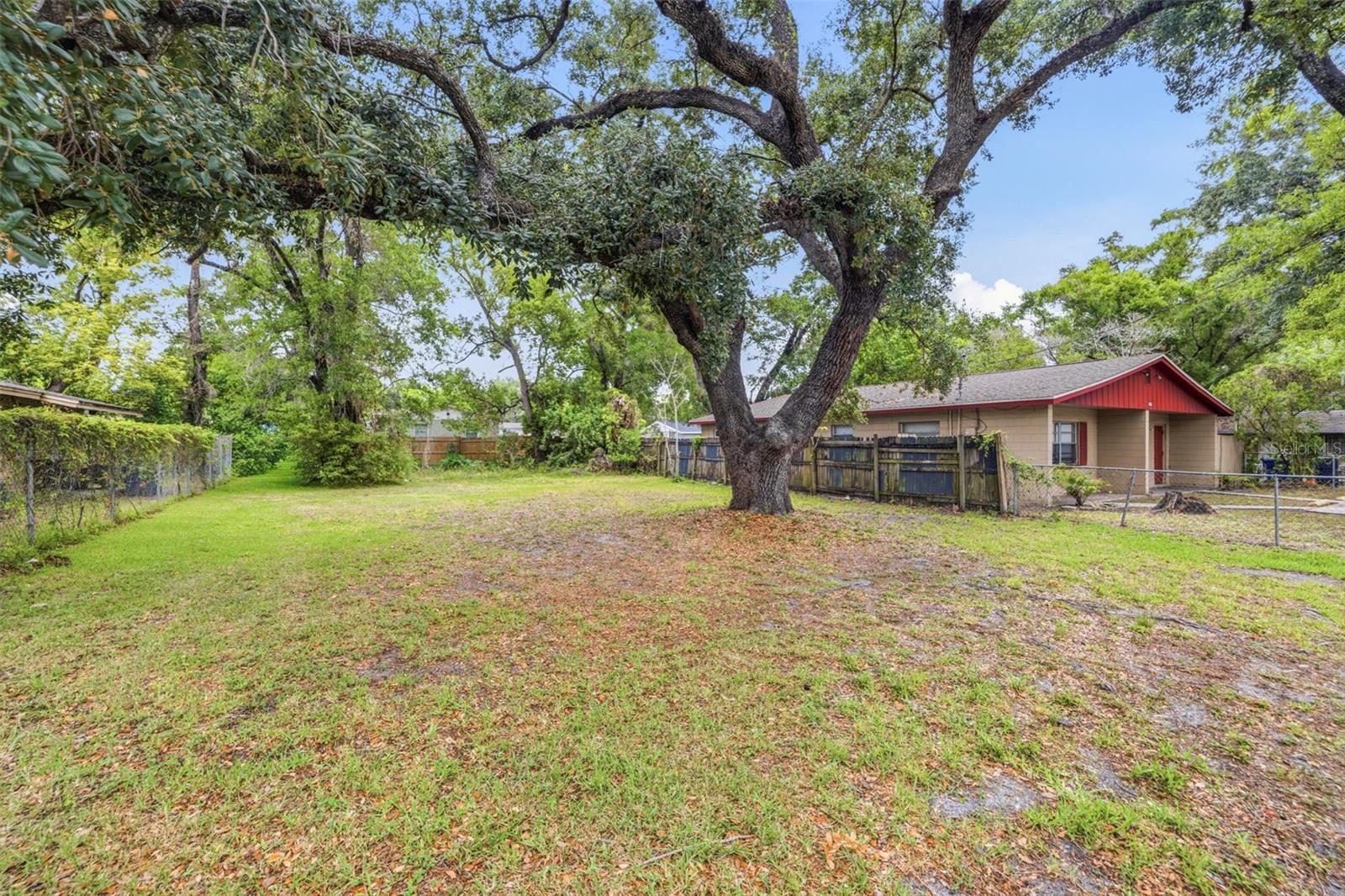 1706 E Idell St photo 1