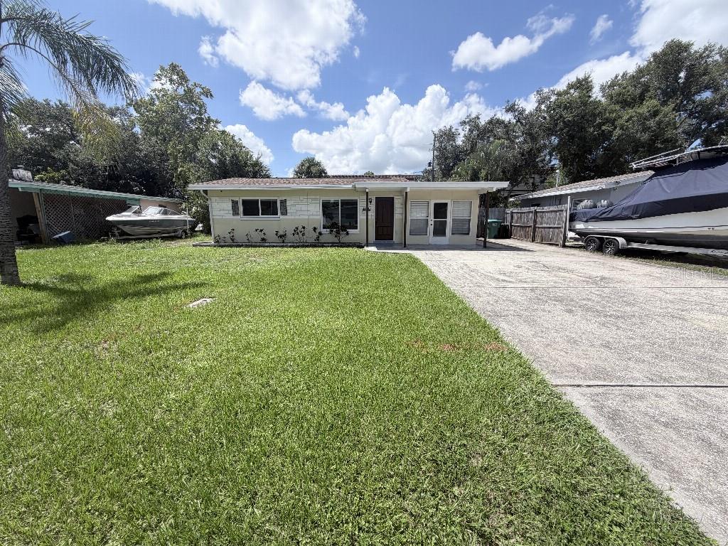 2209 Euclid Cir S photo 1