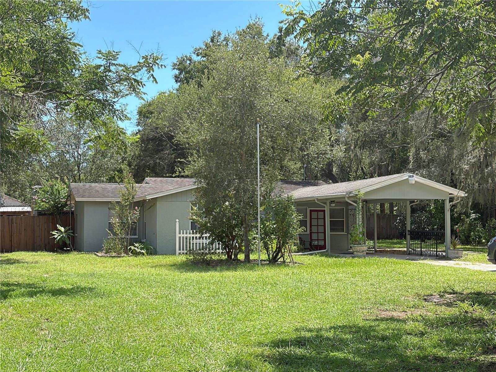 7806 Alafia Ridge Rd