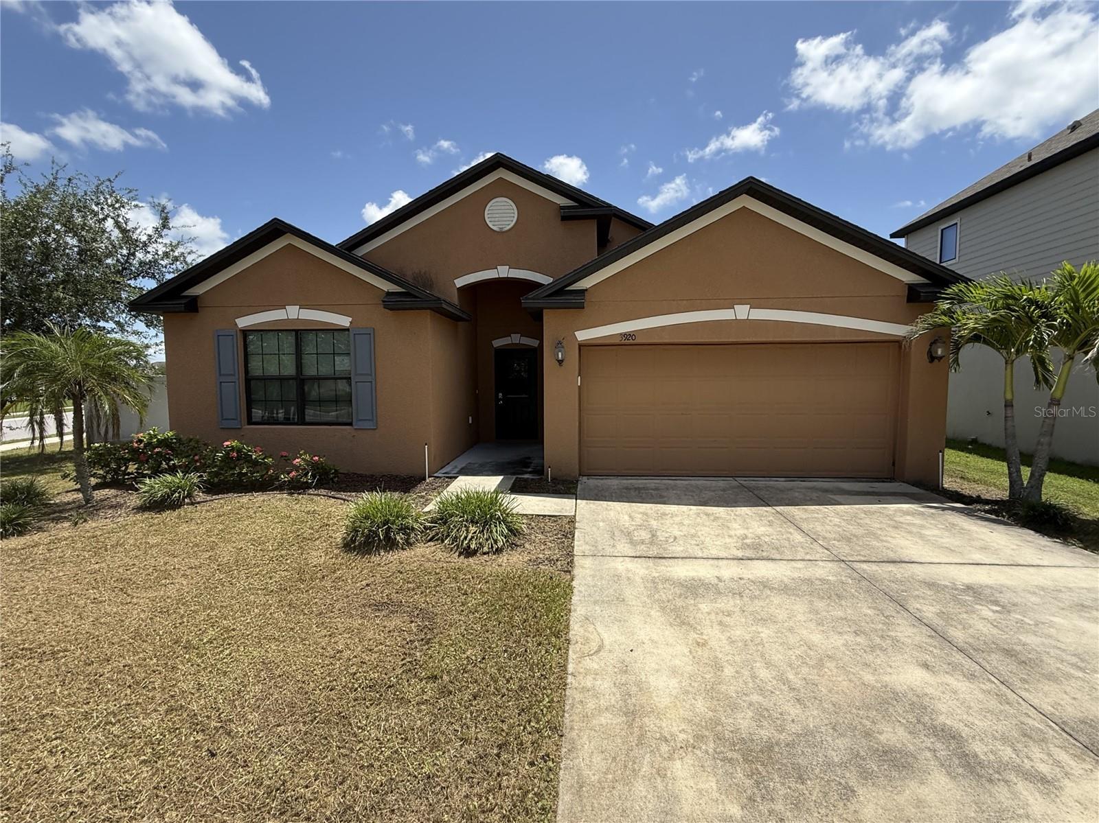 3920 Willow Walk Dr photo 1
