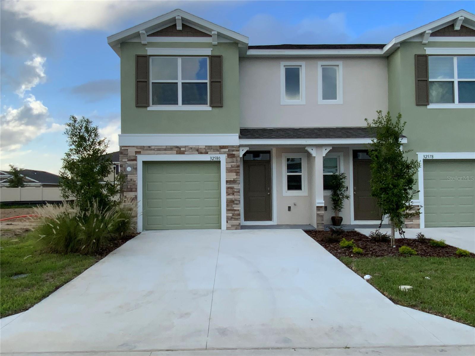 32580 Midsummer Night Ln photo 1