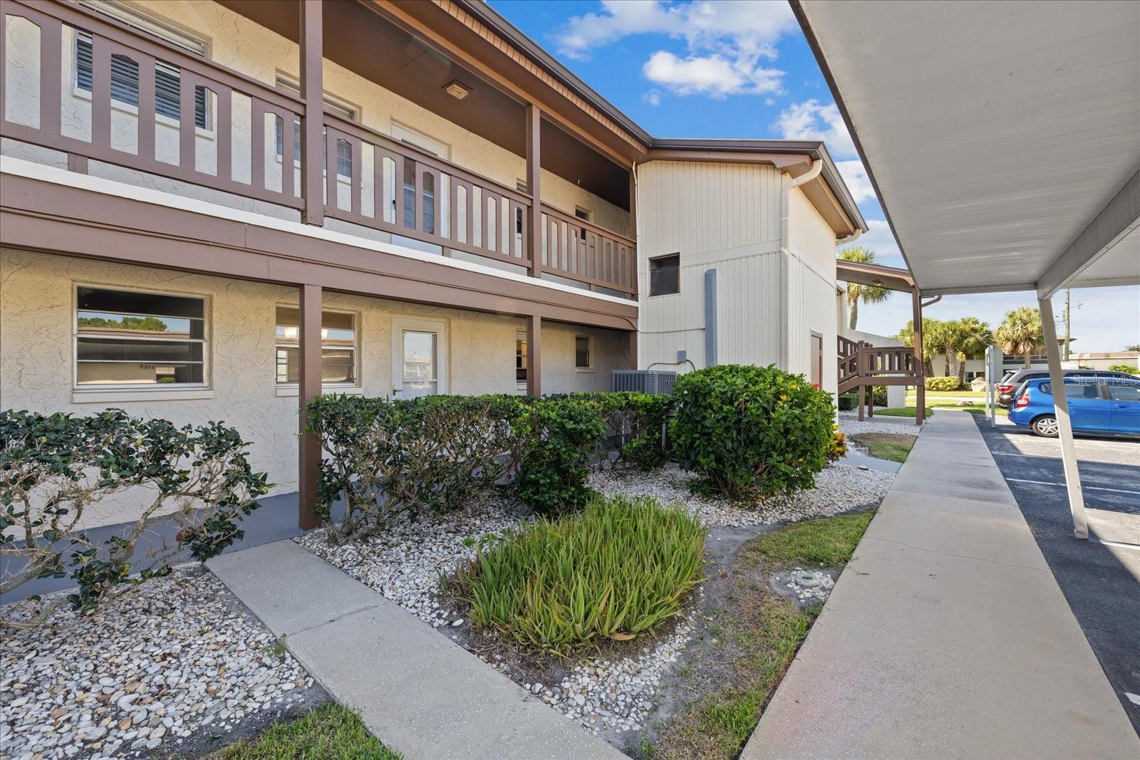 5154 Turquoise Ln #106