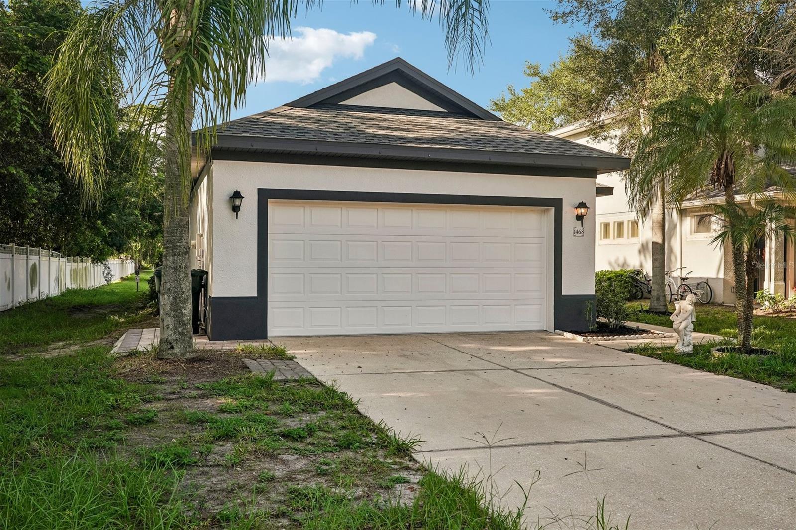 1468 Daryl Dr photo 1
