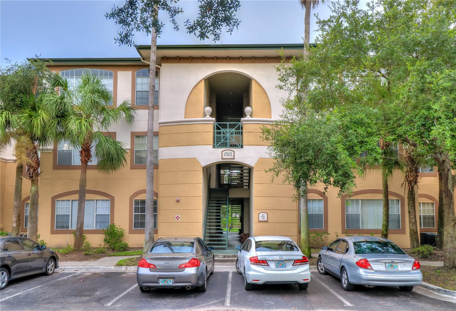 17102 Carrington Park Dr #320