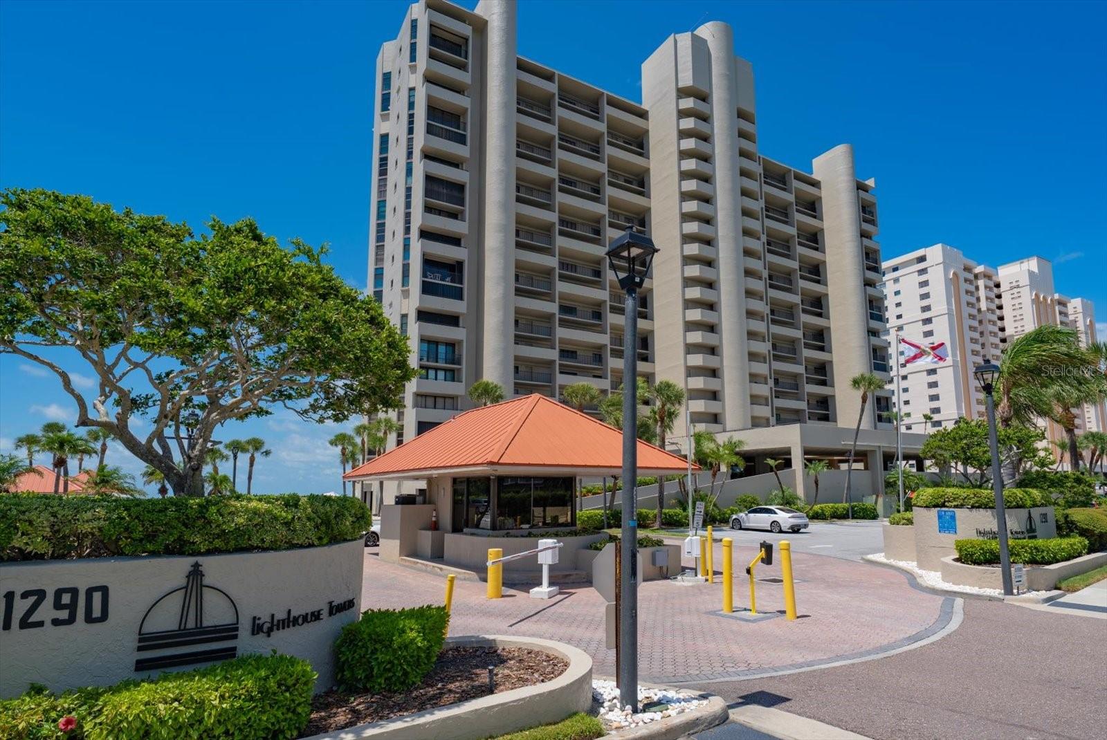 1290 Gulf Blvd #2004