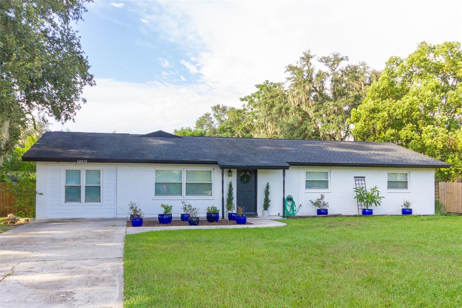 12231 Kelly Ln photo 1
