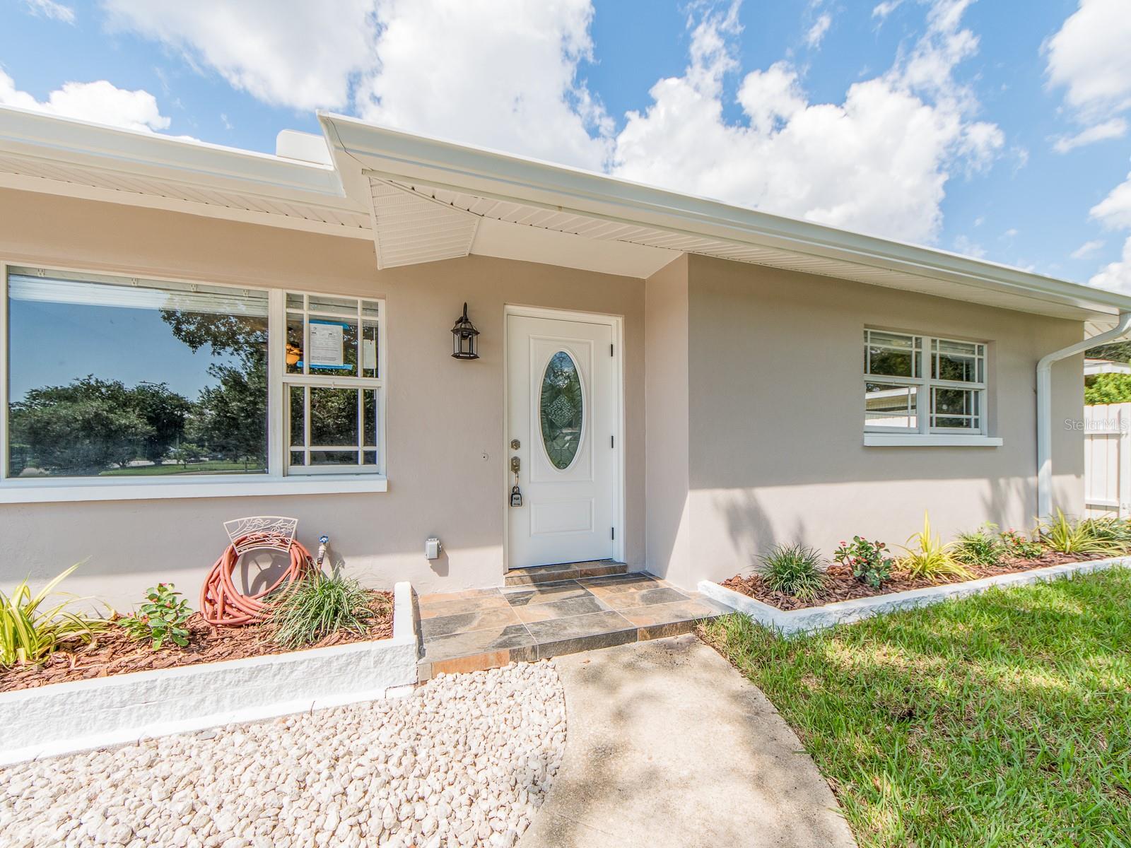 682 Druid Park Dr W photo 1