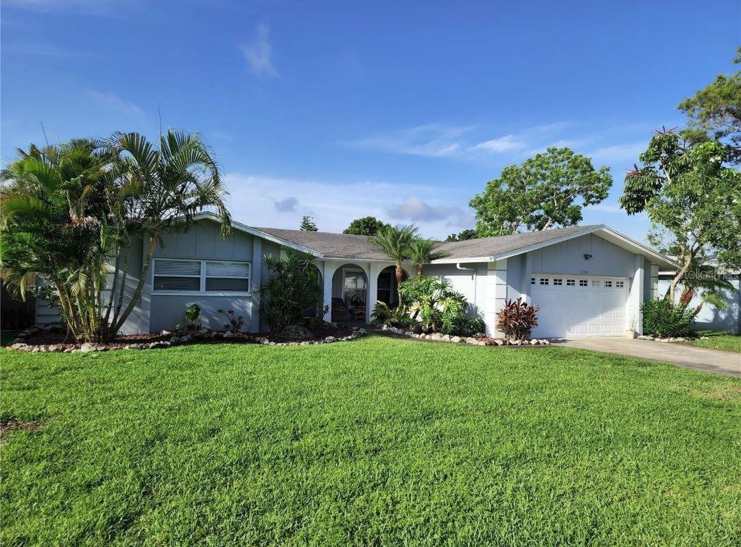 128 98th Ave N