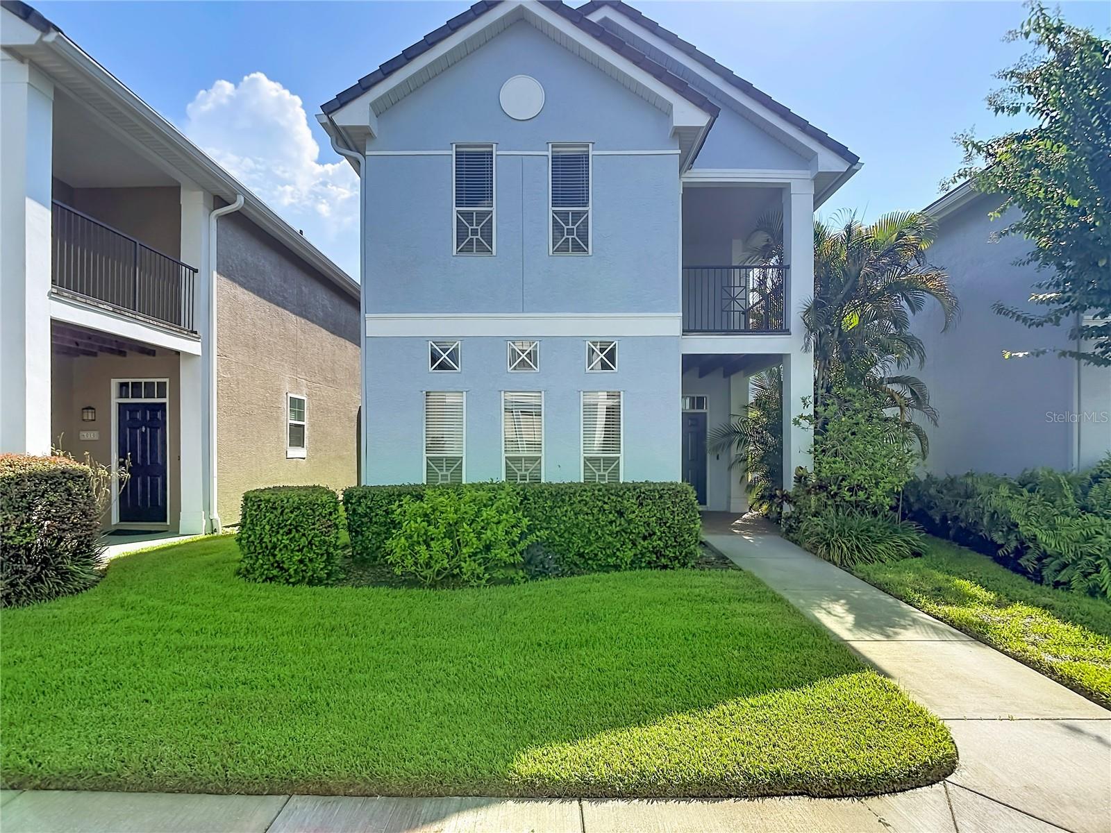4008 Bangalow Palm CT