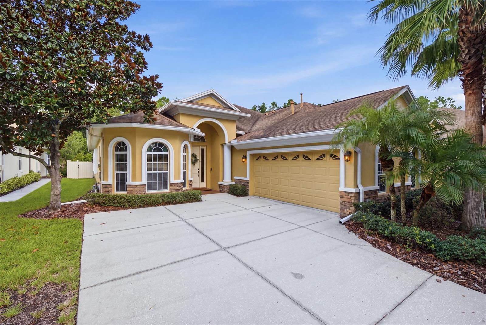 2821 Devonoak Blvd photo 1