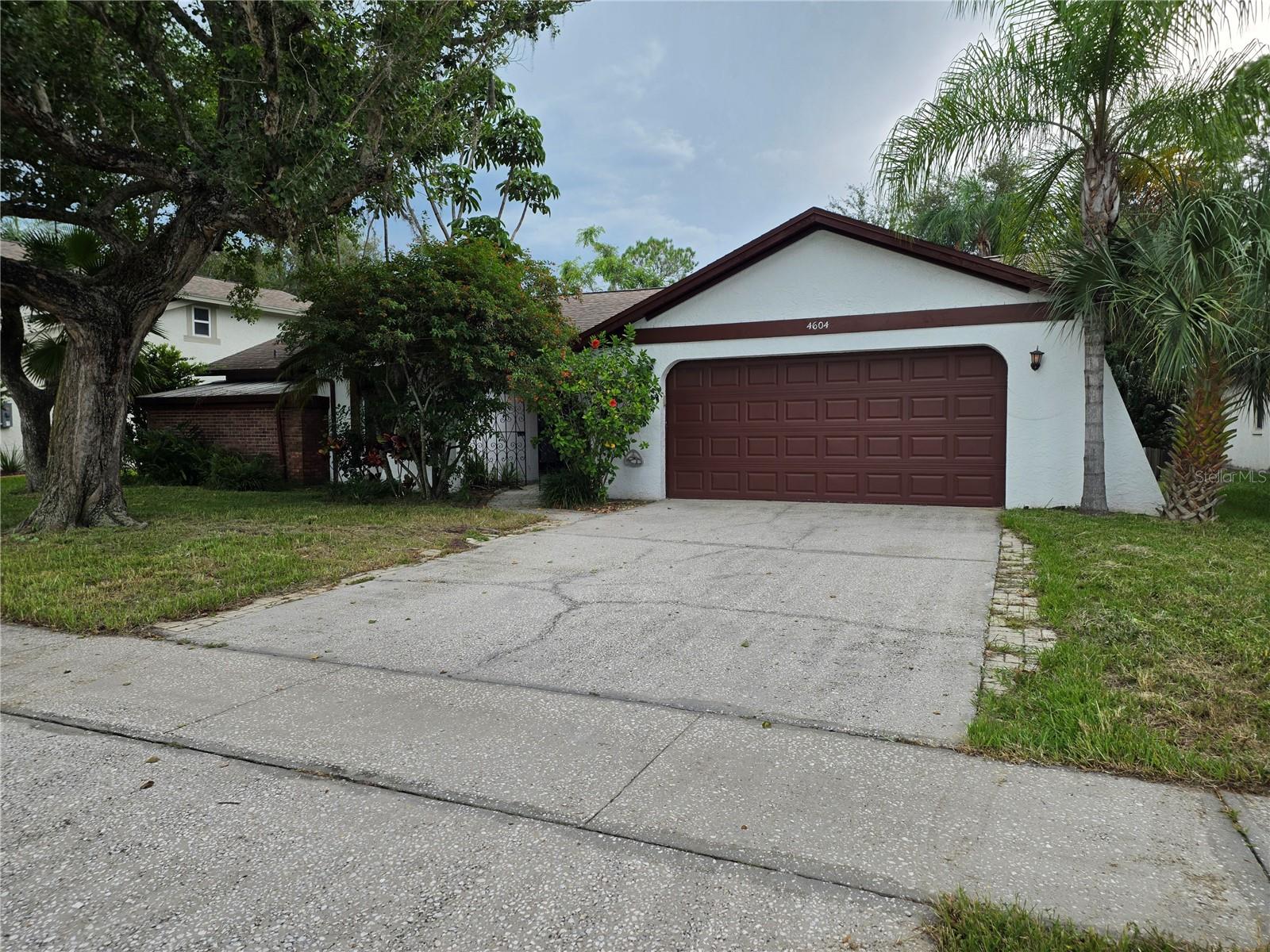 4604 Landscape Dr