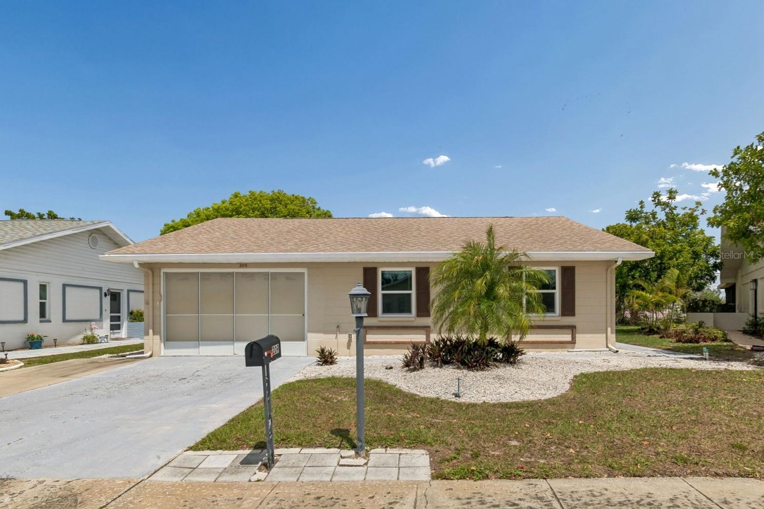 209 Genet CT photo 1