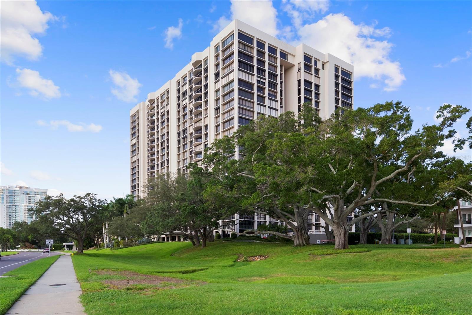 3301 Bayshore Blvd #505C