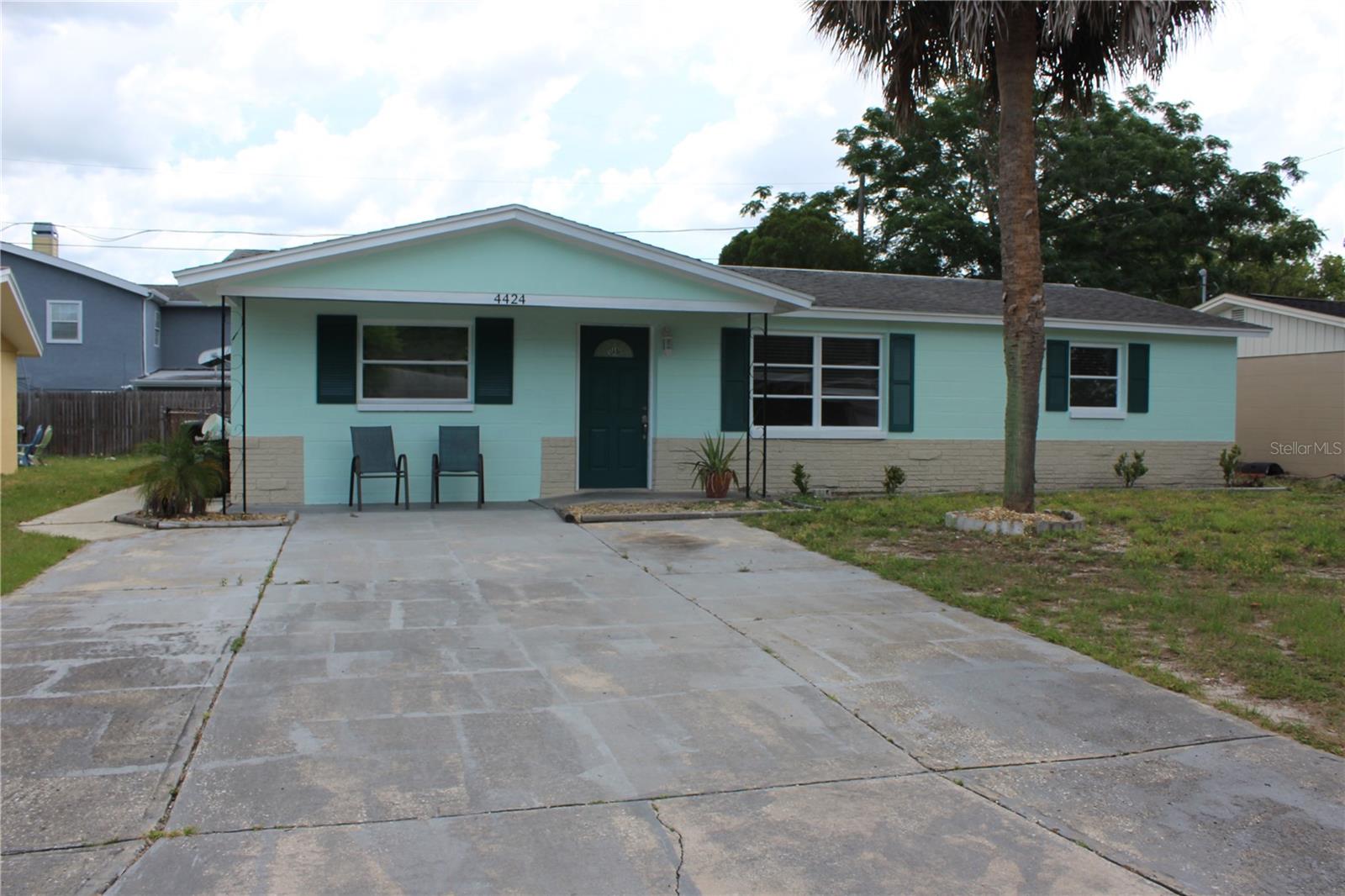 4424 Terry Loop #A photo 1
