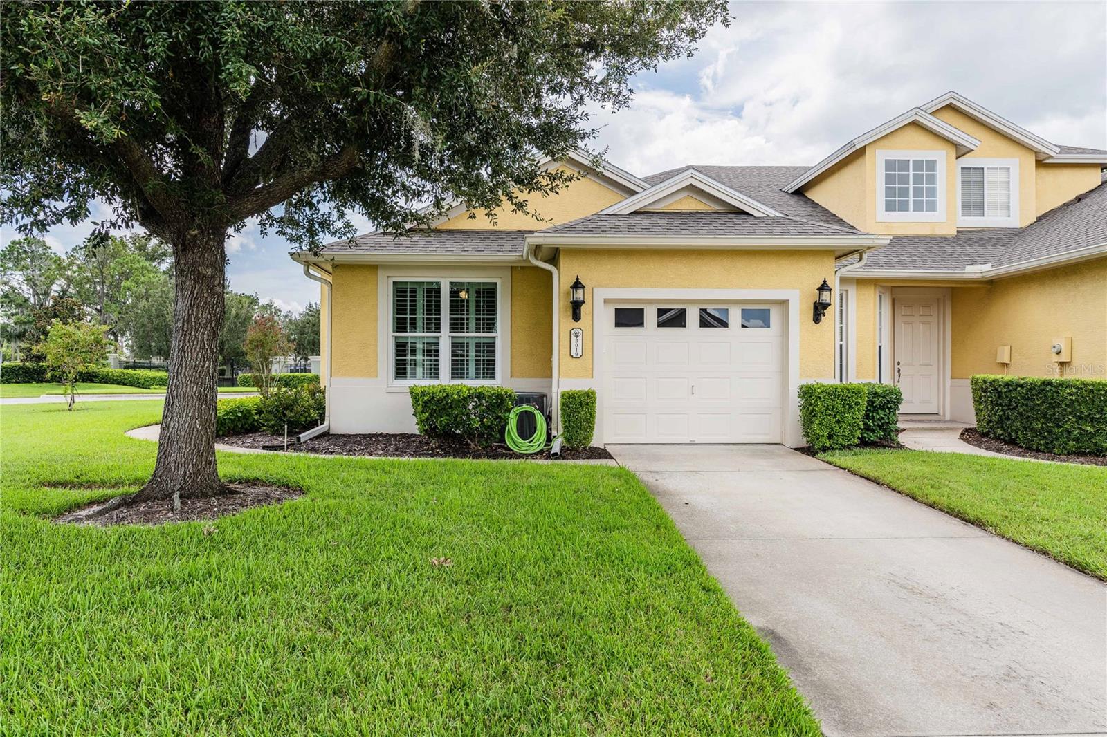 3019 Mission Lakes Dr photo 1