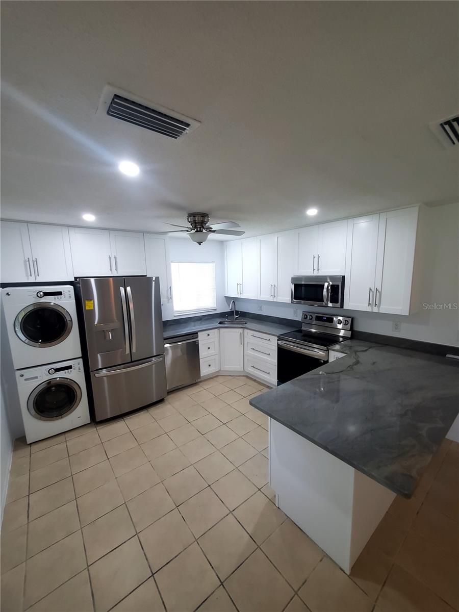 1020 70th St N photo 1