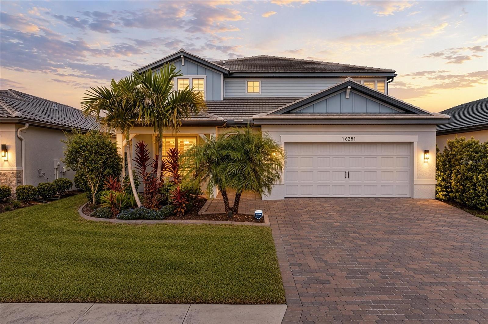 16251 Hidden Oak Loop photo 1