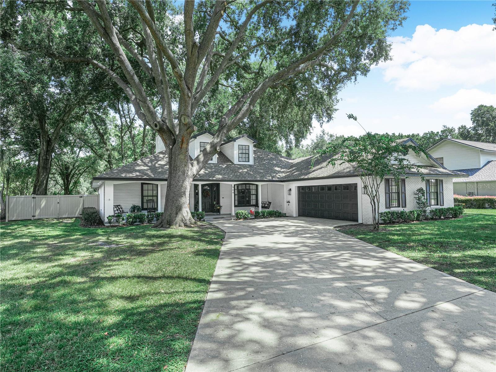 904 Hardy Way photo 1